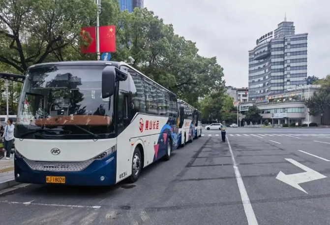 黃山長運(yùn):“綠皮火車”恢復(fù)運(yùn)行 全力備戰(zhàn)國慶假期旅游高峰